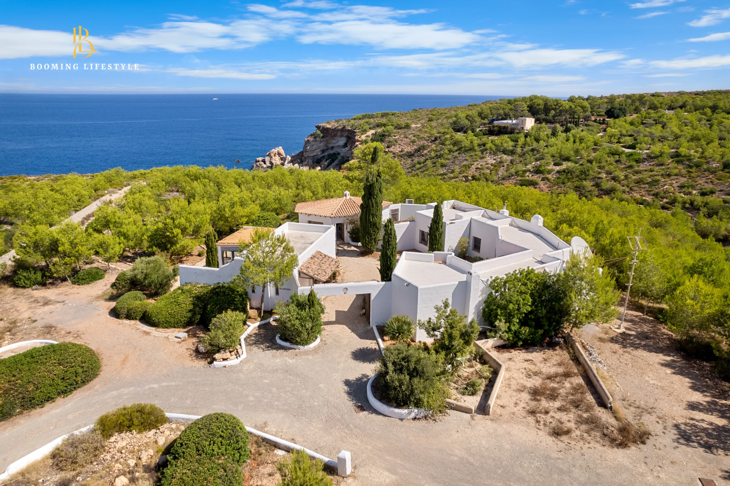 Cap Blanc – Exclusive Coastal Estate