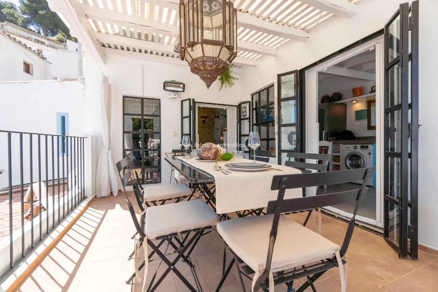 Apartment with lots of charm situated in the heart of Dalt Vila