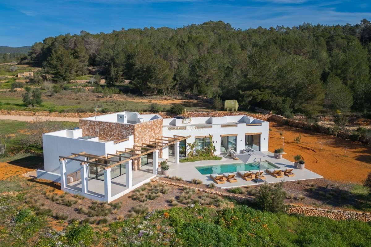 Villa in Santa Gertrudis – Ref: 581737