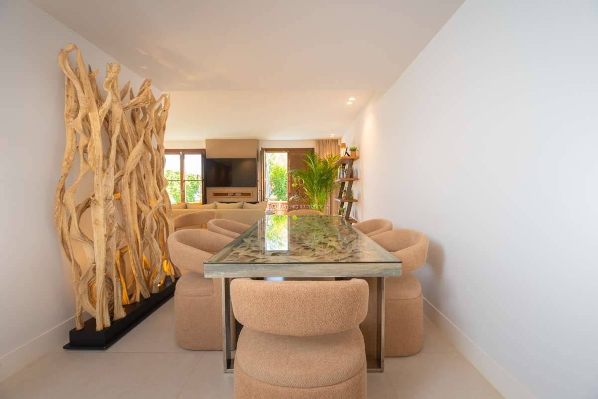 Villa in Santa Gertrudis – Ref: 702594