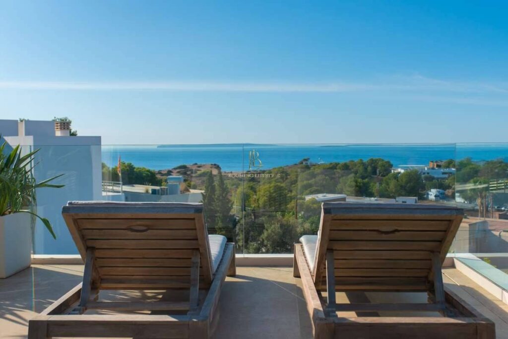Villa in Cap Martinet – Ref: 700673