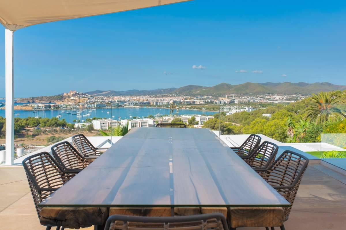 Villa in Cap Martinet – Ref: 700673