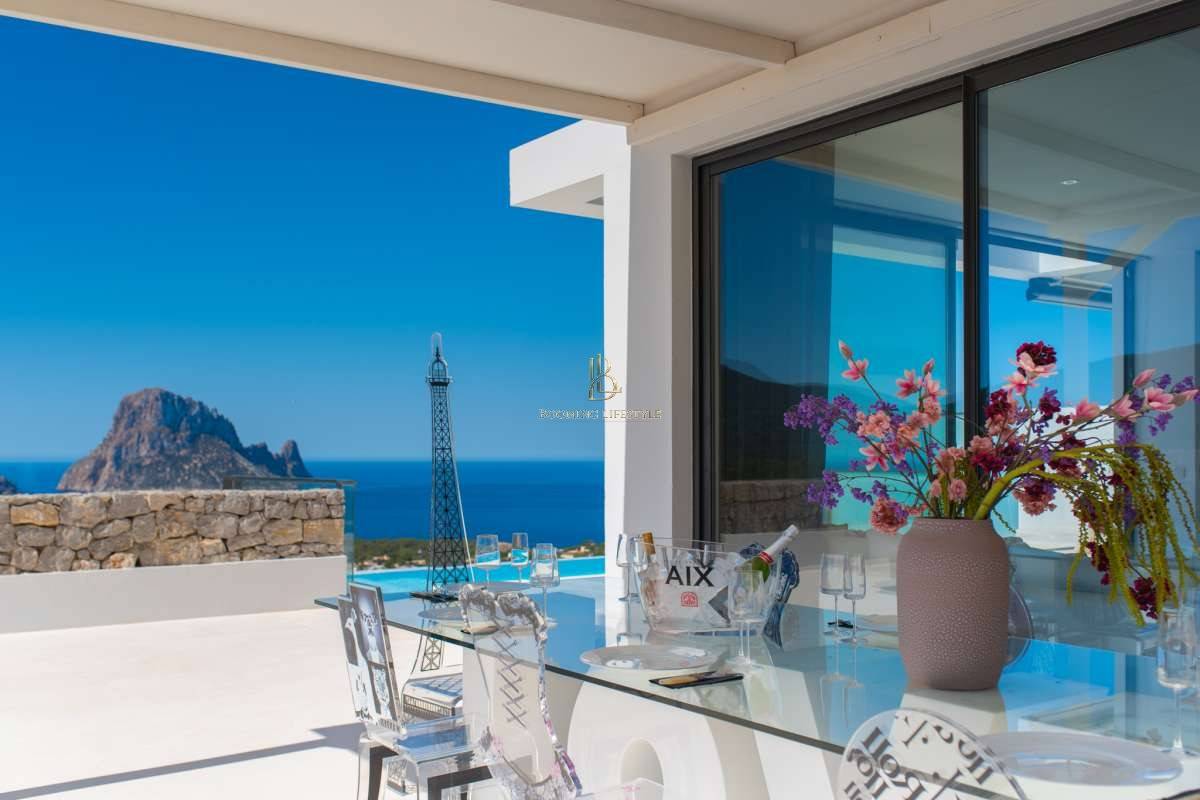 Villa in Cala Carbó – Ref: 685599